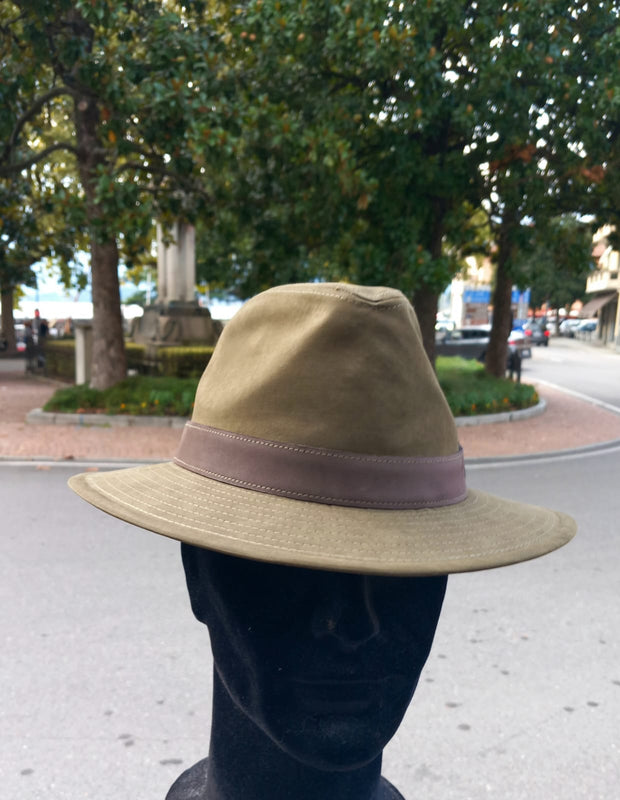 traveller waxed cotton