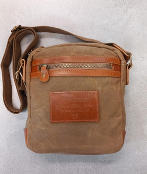 CMP05 crossbody