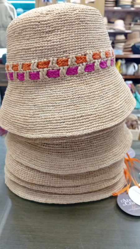 KOBOA CLOCHE PAGLIA INFILATO