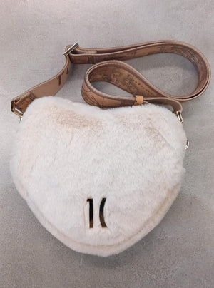 LE31 9917 TRACOLLINA CUORE