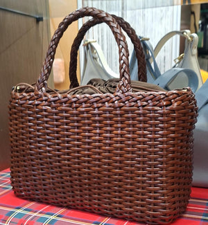 T4 BORSA PELLE INTRCCIATA