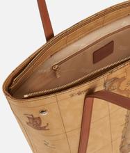 E011 Shopping "Alviero Martini"