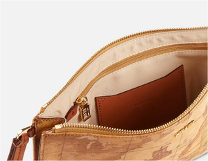 Clutch "Alviero Martini"